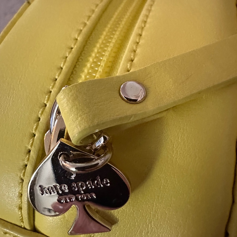 Kate Spade How Refreshing Pineapple Novelty  Women's Bag - Picture 9 of 16